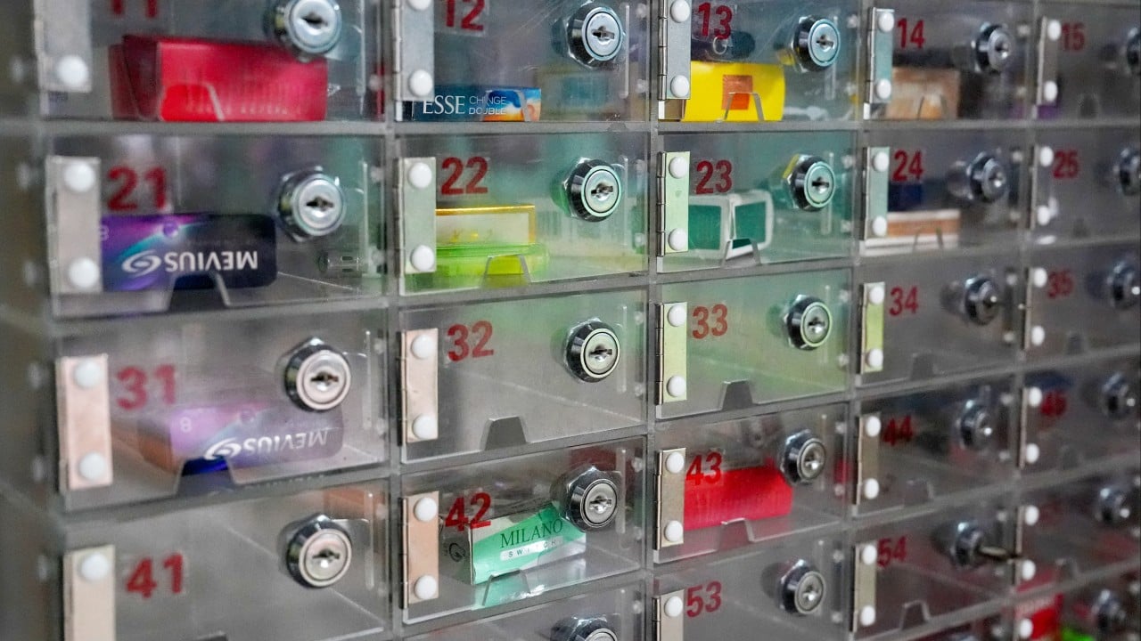 9 tickets, 110 warnings issued after construction site smoking ban takes effect