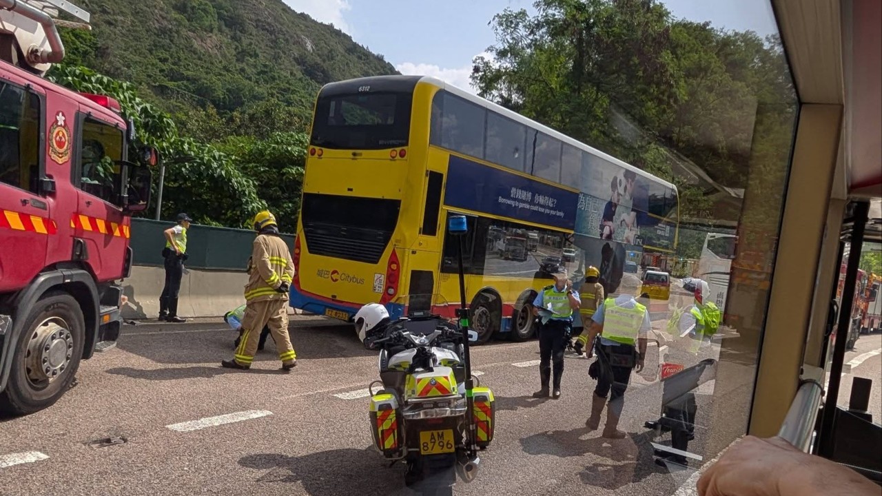 10 injured after bus crashes into barrier on Hong Kong road