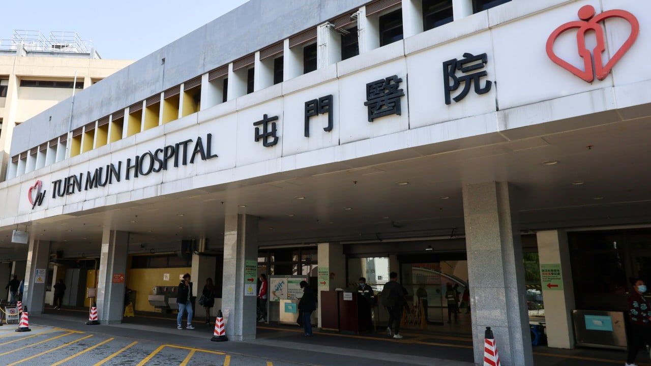 Hong Kong mechanic dies after being crushed under bus