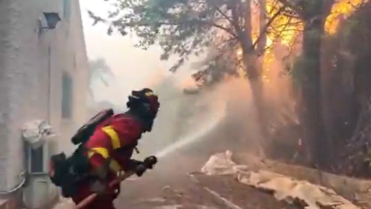Spain, France wildfires force tens of thousands to evacuate