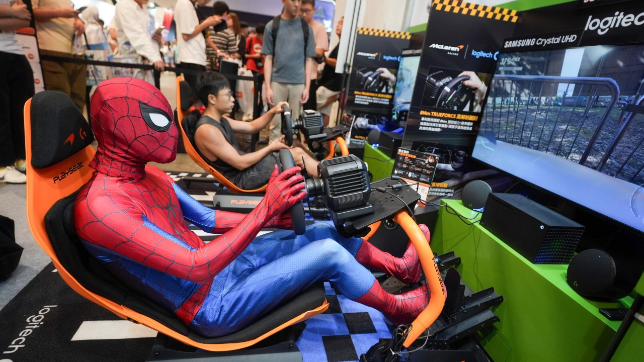 Thousands of fans throng 5-day animation, comics and games fair in Hong Kong