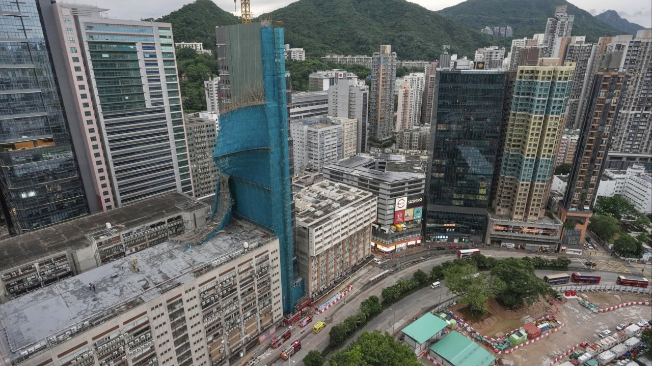Hong Kong to issue T8 signal at 10.10pm as Typhoon Noul brings disruption