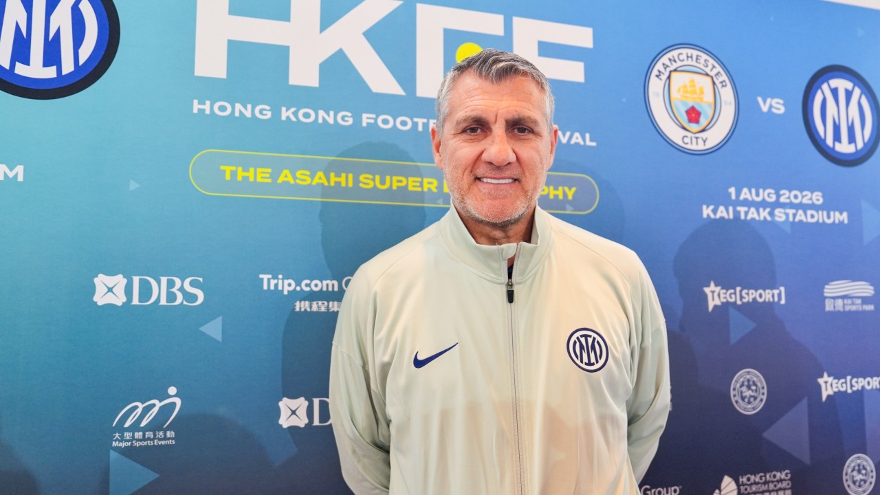 China will host a World Cup soon, Roberto Mancini right for Italy, says Christian Vieri