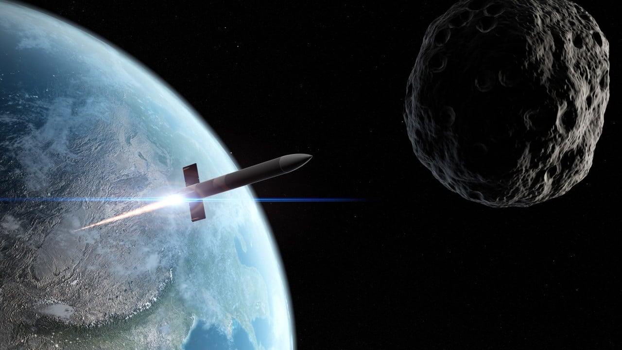China descubre método para destruir asteroides amenazantes con bombas nucleares