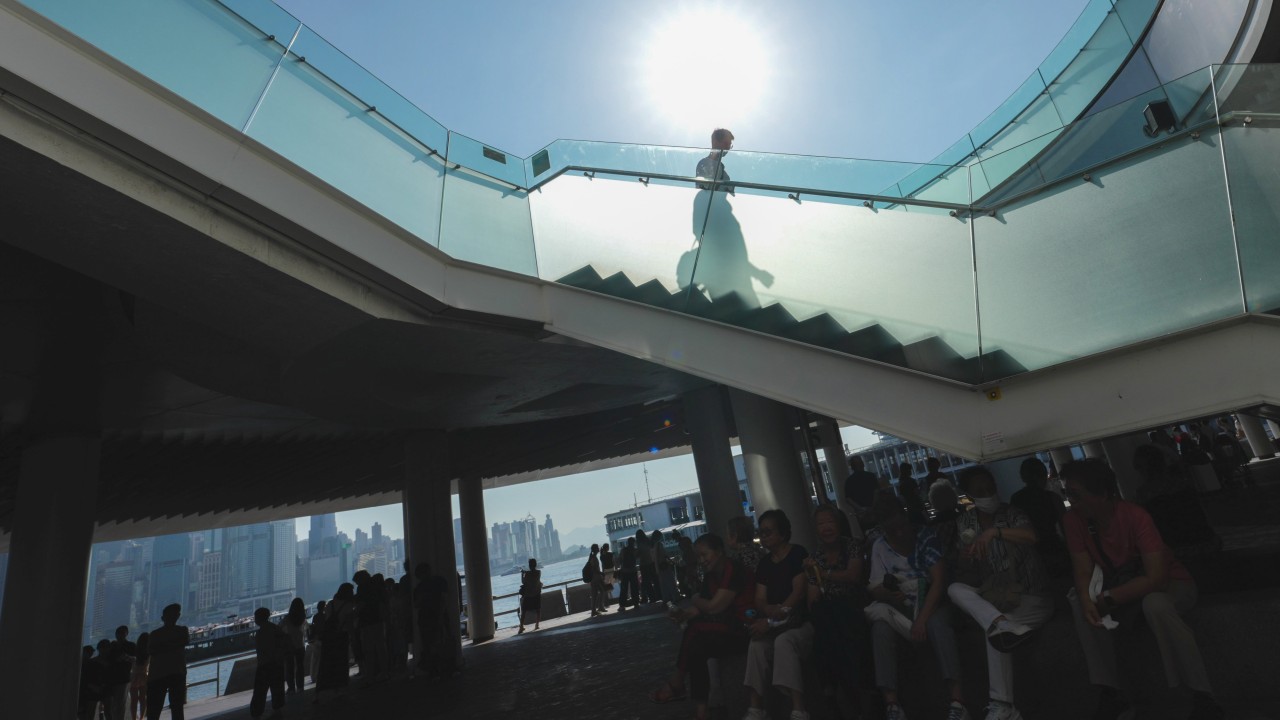 Super Typhoon Dolphin set to bring very hot weather to Hong Kong next week