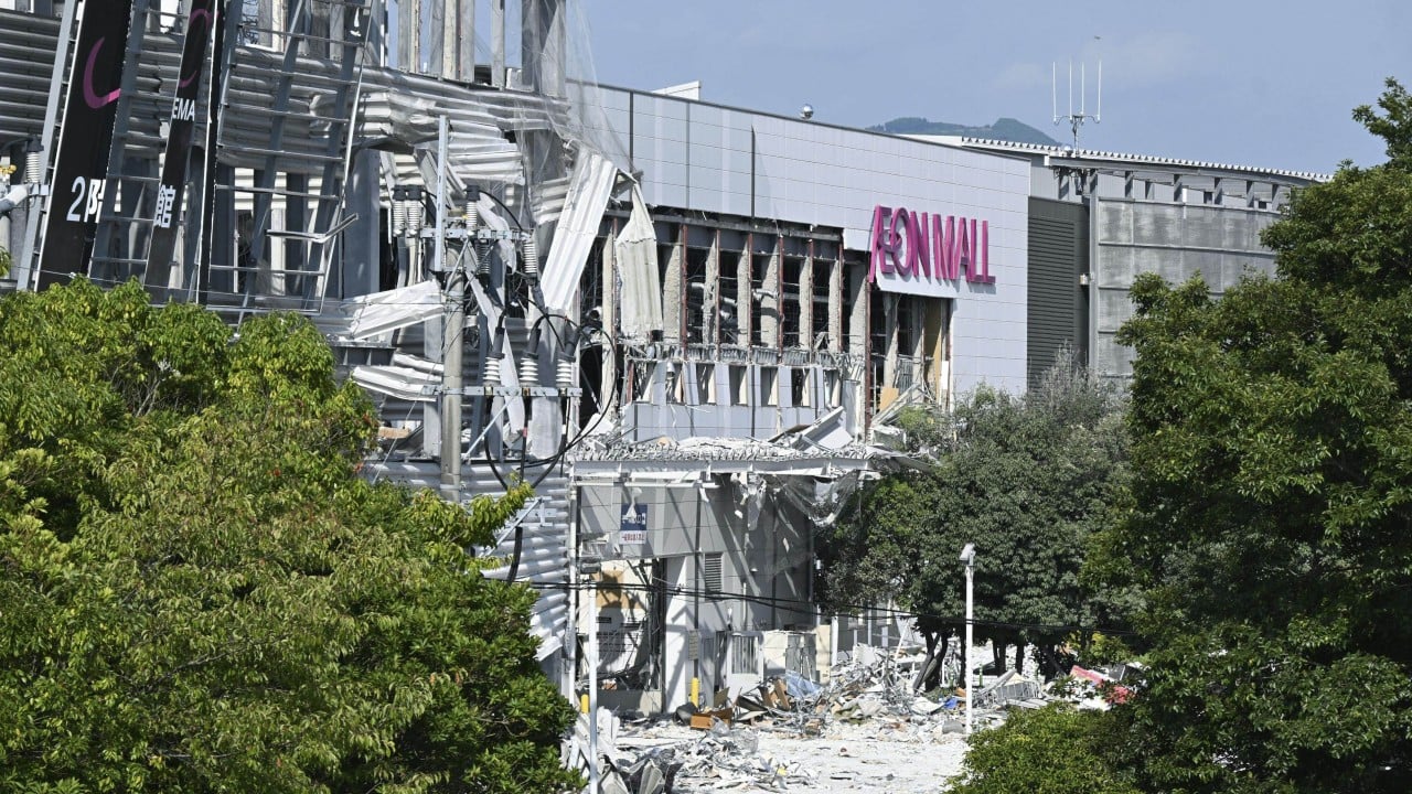 Japan ends rescue at quake-hit shopping centre after explosion kills 7