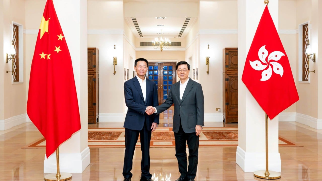 Hong Kong, CSRC deepen financial ties ahead of first yuan bond futures launch