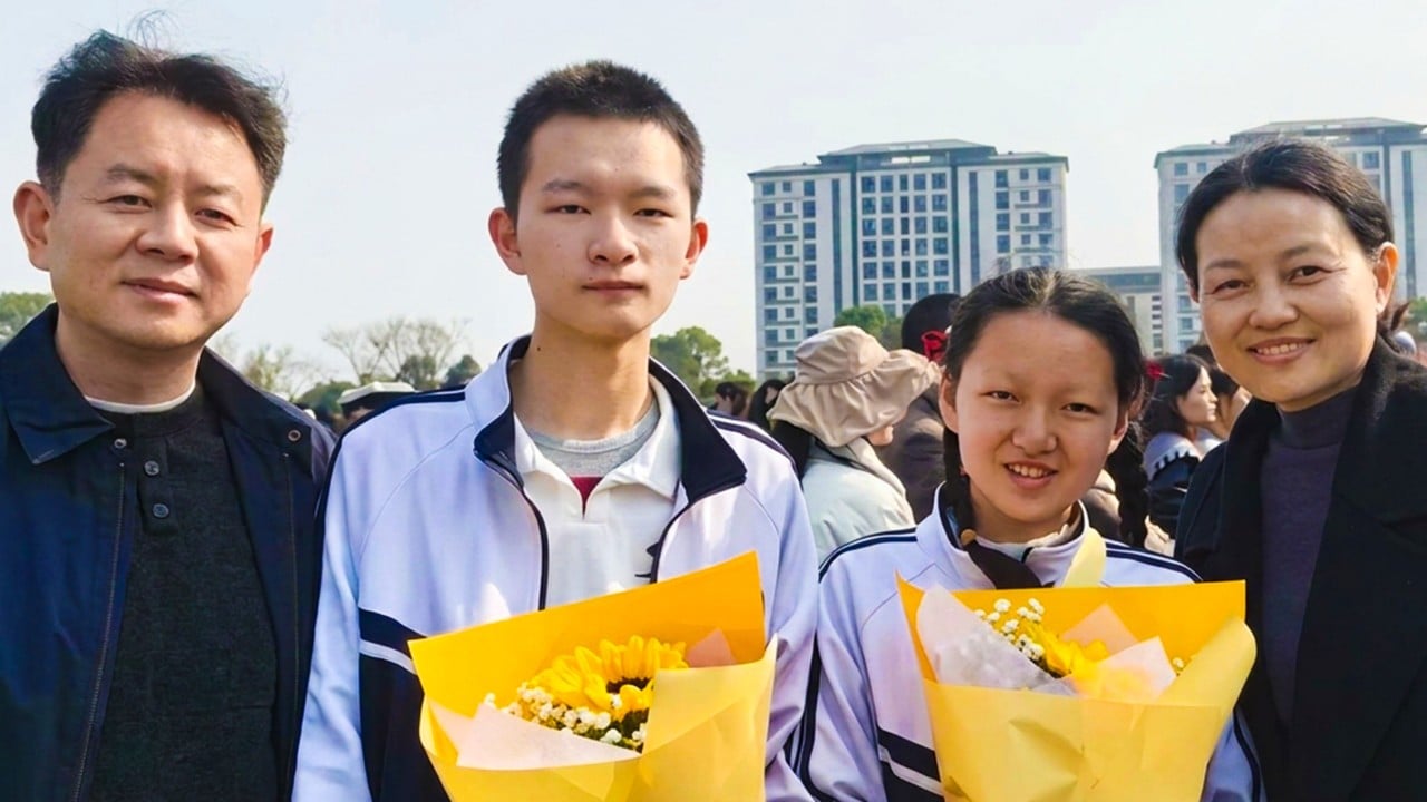 China gaokao wins: sister skips 2 grades to study with brother, rejects ‘prodigy’ label