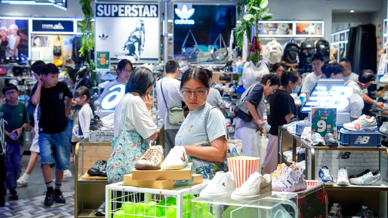 Hong Kong retail sales rise 4.6% in June as growth streak extends to 14 months