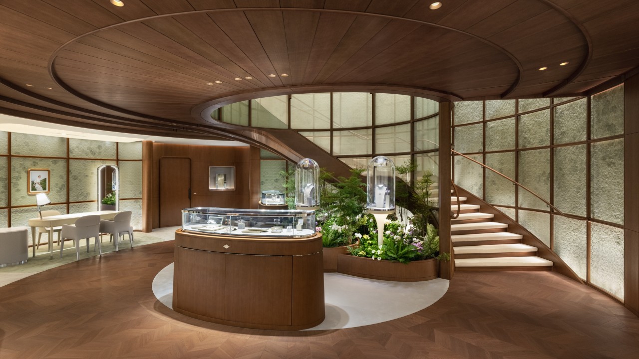 Style Edit: Van Cleef & Arpels opens new, larger  Hong Kong Maison