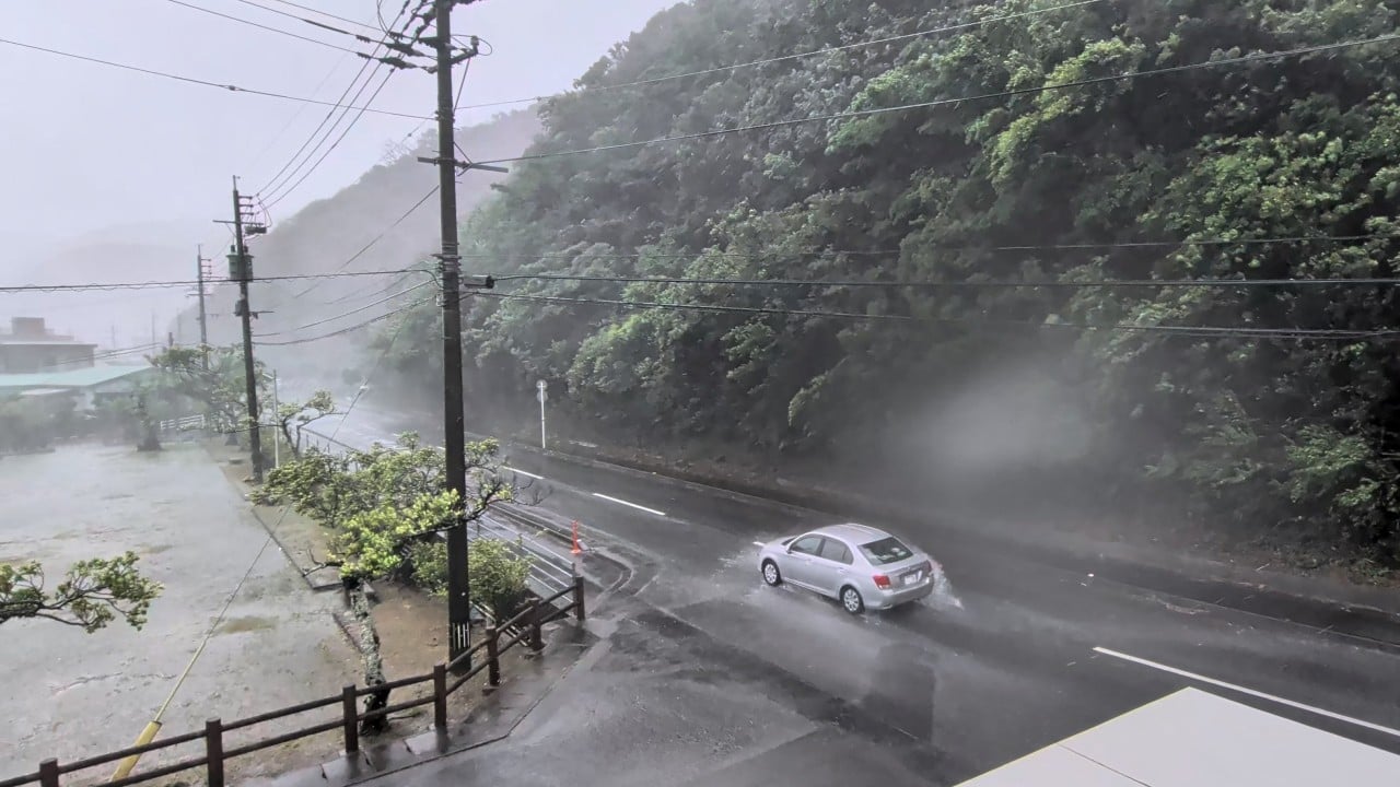 Typhoon Dolphin: Hongkongers stuck in Okinawa prepare for low supplies, power cuts