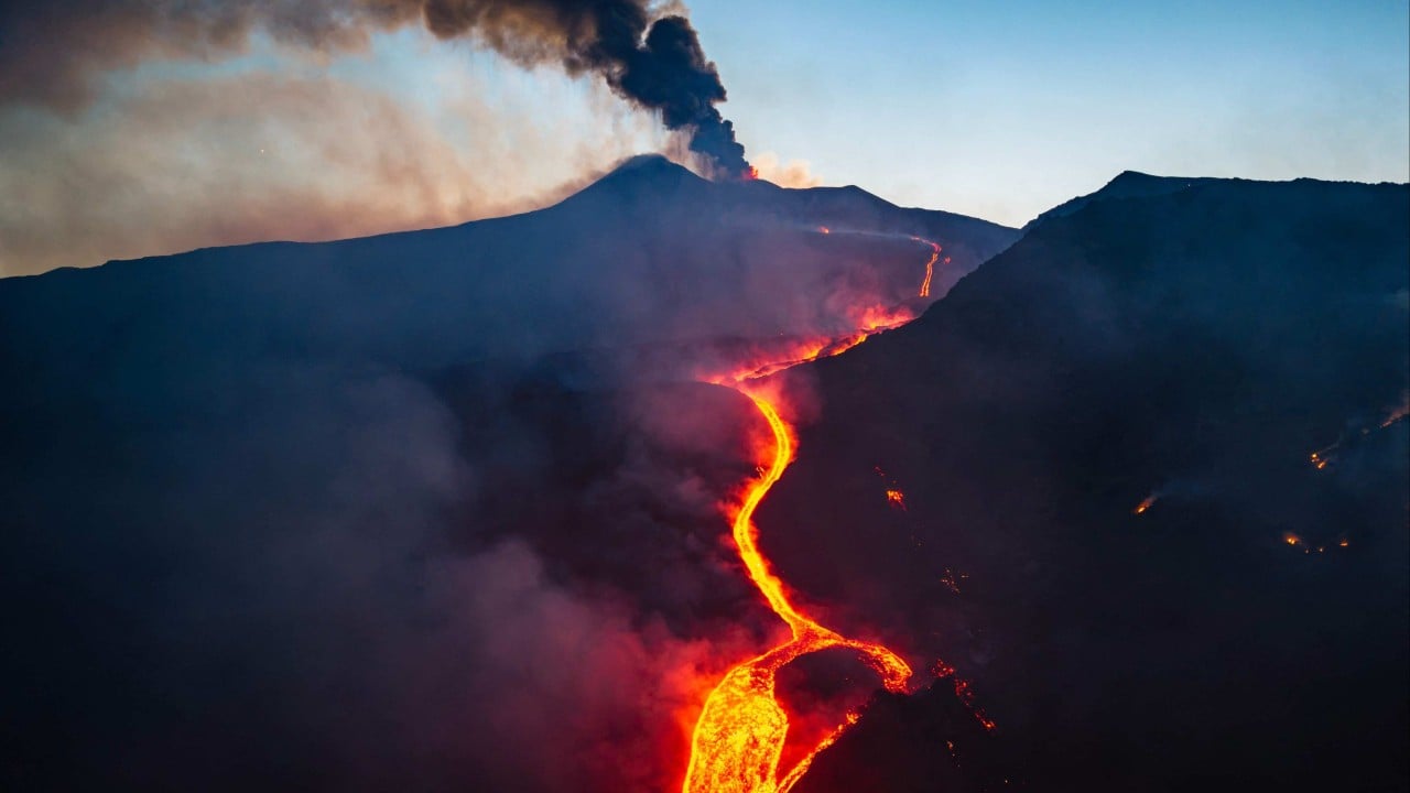Tourists rush to Mount Etna as it erupts, alarming Italian guides