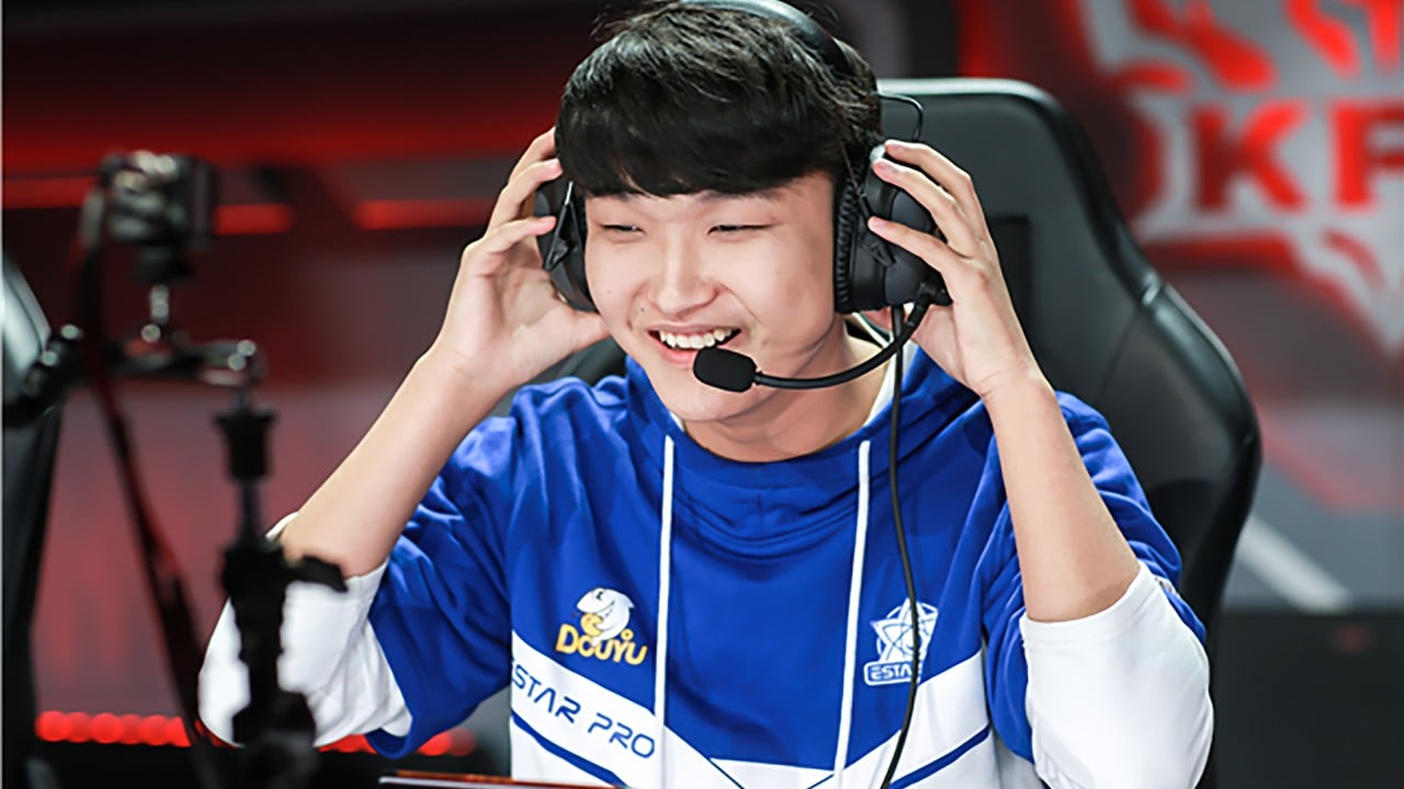 Professional Honor of Kings player Chen Zhengzheng reflects on career growth