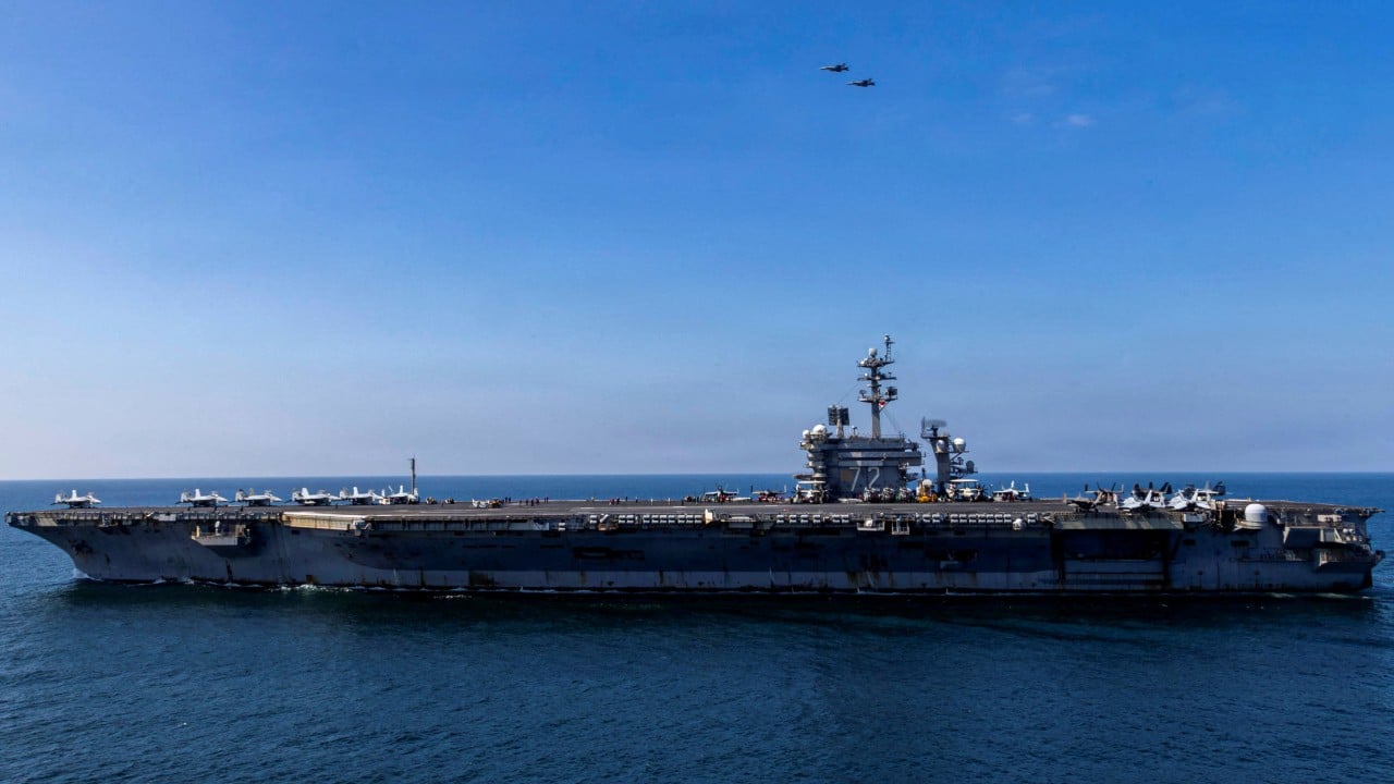 US sailors endure dire conditions on Abraham Lincoln aircraft carrier