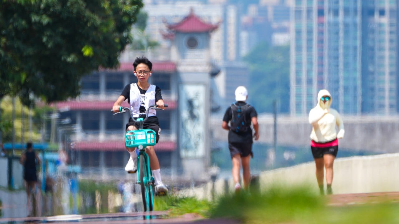Heatwave to persist in Hong Kong before thunderstorms set in midweek