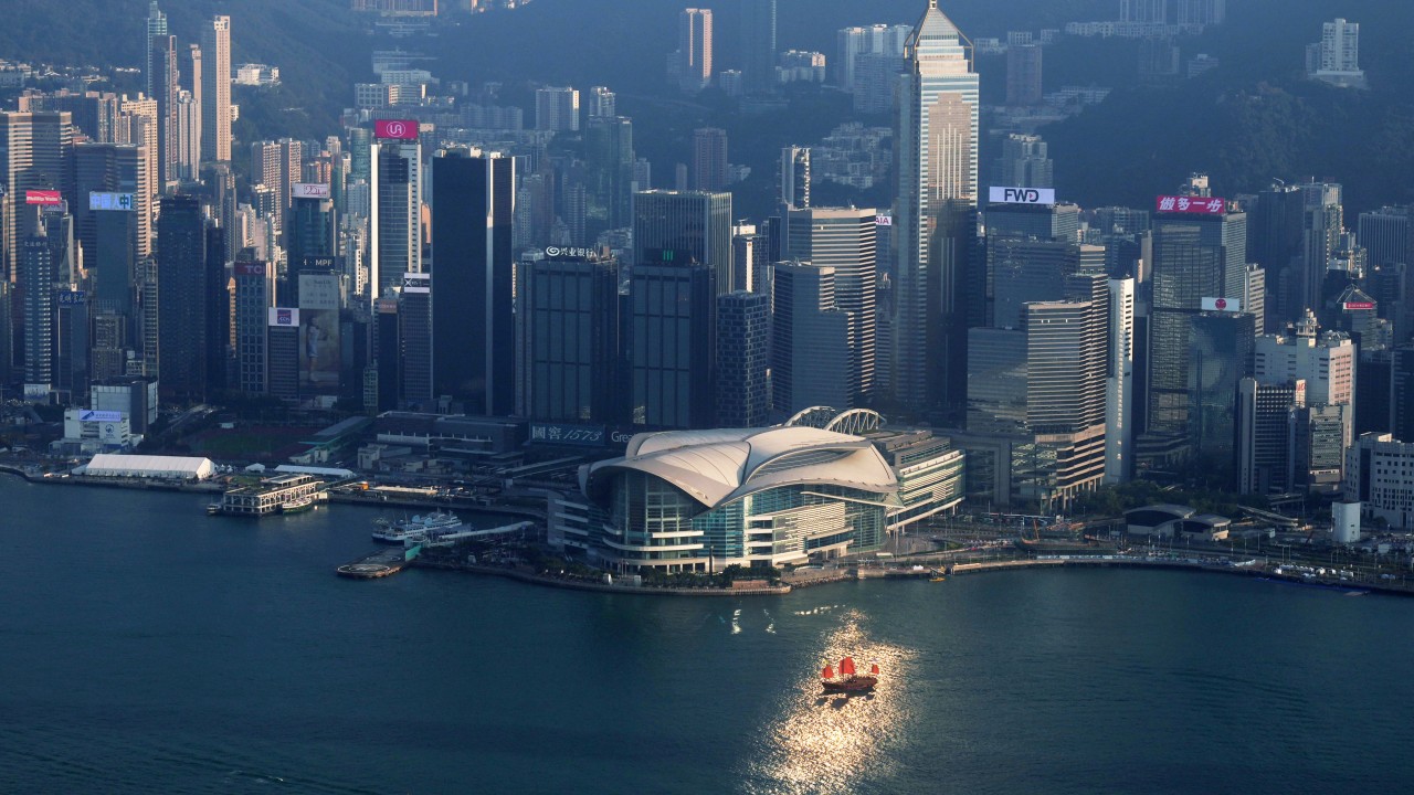 Beijing urges mainland insurers to invest in Hong Kong-listed ETFs