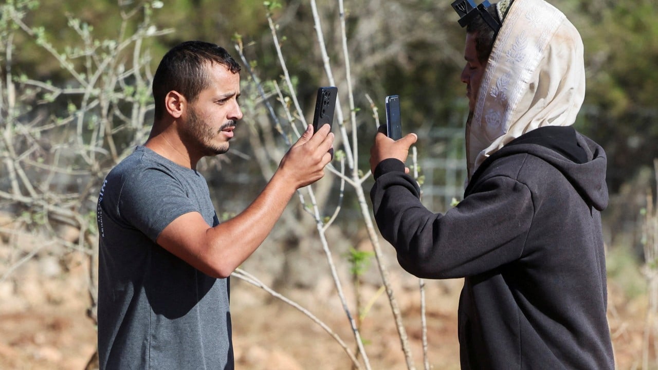Israeli military ‘paralysis’ on settler violence exposed in West Bank siege