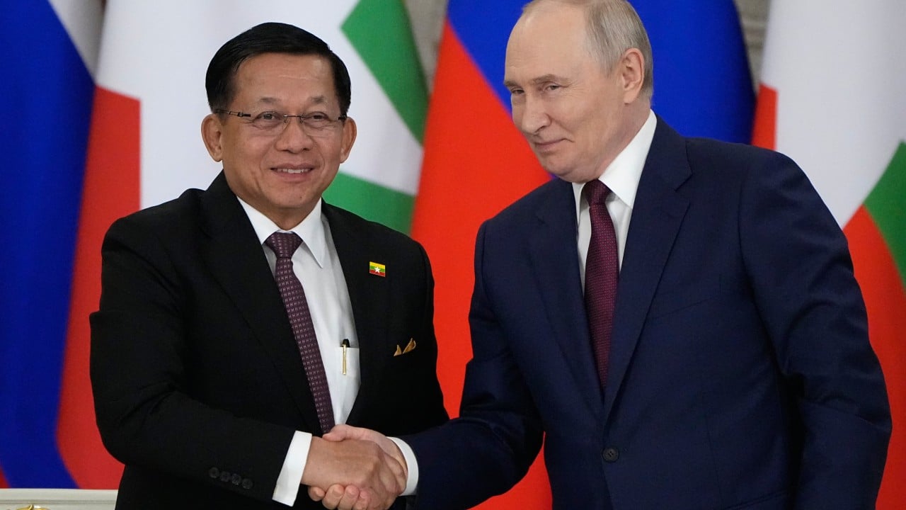 Russia’s Putin hosts Myanmar leader, talks up energy projects