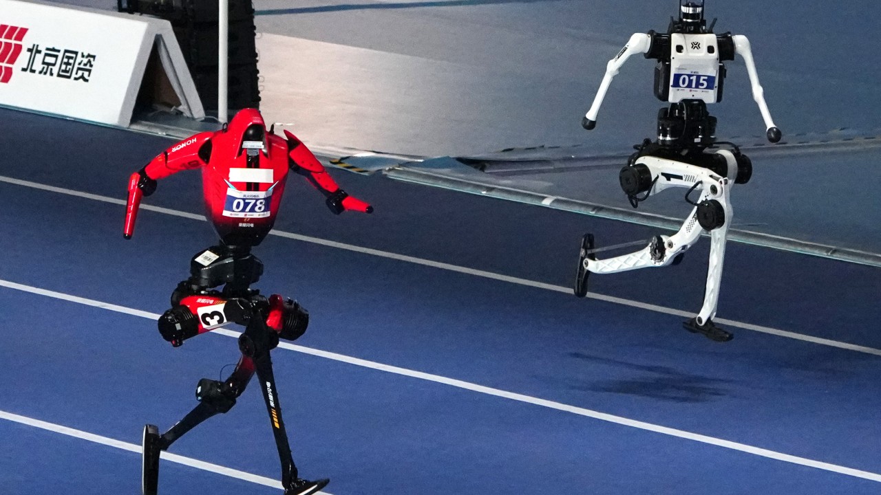 Ultra quick: Chinese robots beat Usain Bolt’s 100m world record at Beijing games