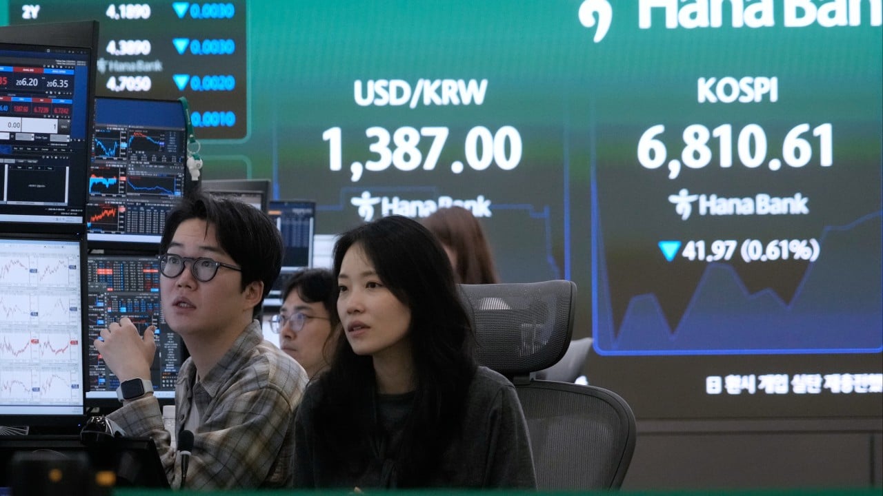 South Koreans ‘intoxicated by stocks’ swarmed market frenzy – and lost everything