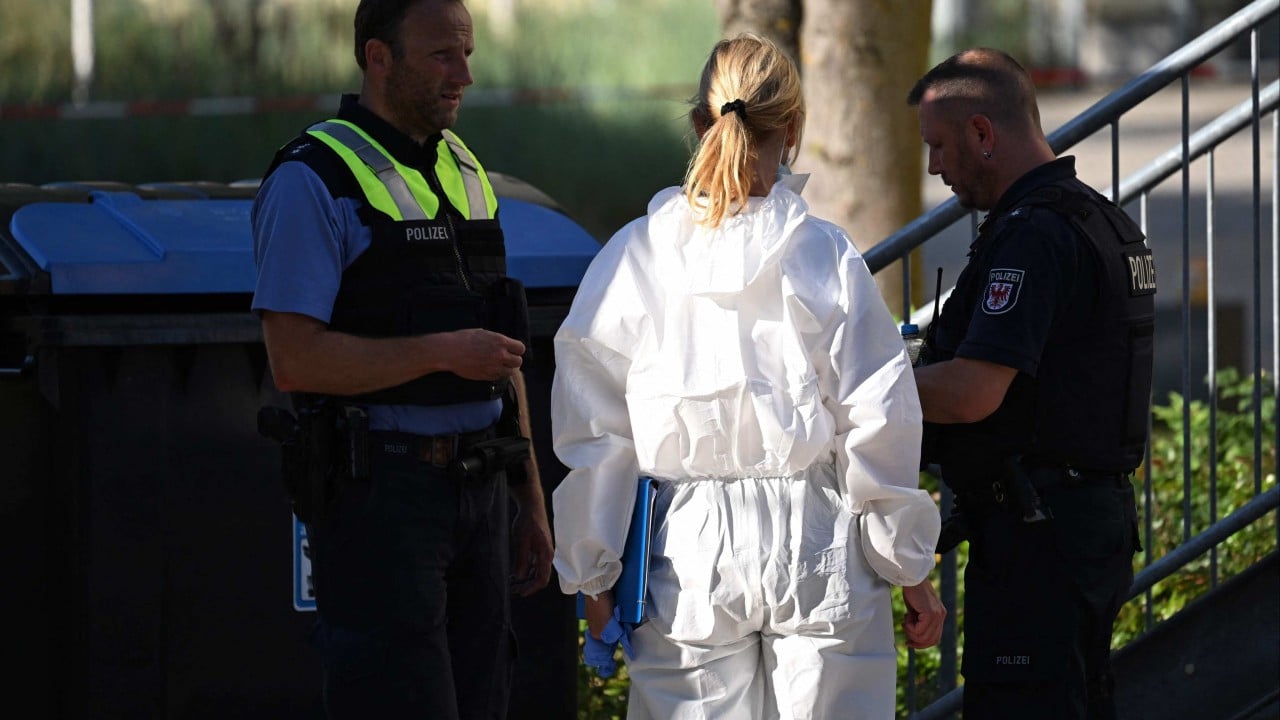 2 dead in school attack near Berlin