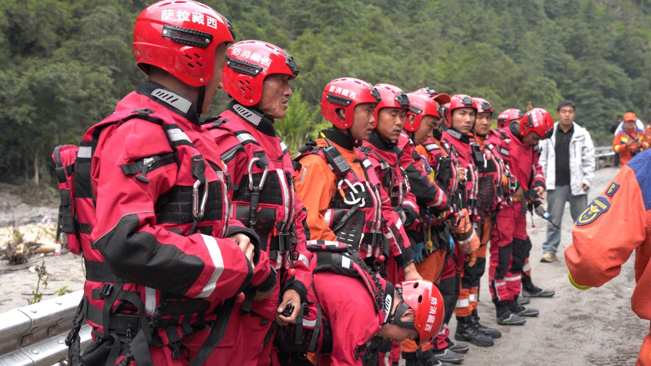 China pledges to send urgent emergency aid to Nepal after deadly landslide