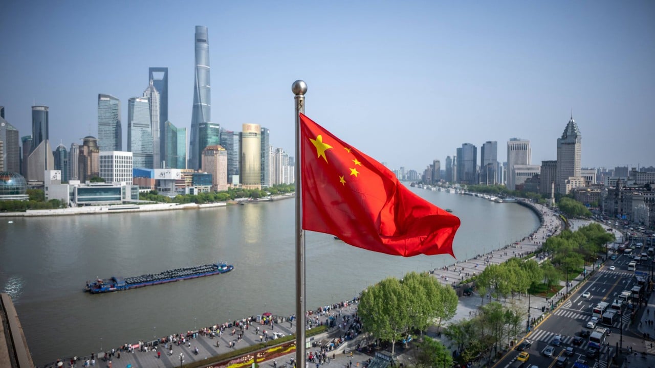 Career finance official moves into pole position to become Shanghai’s next mayor