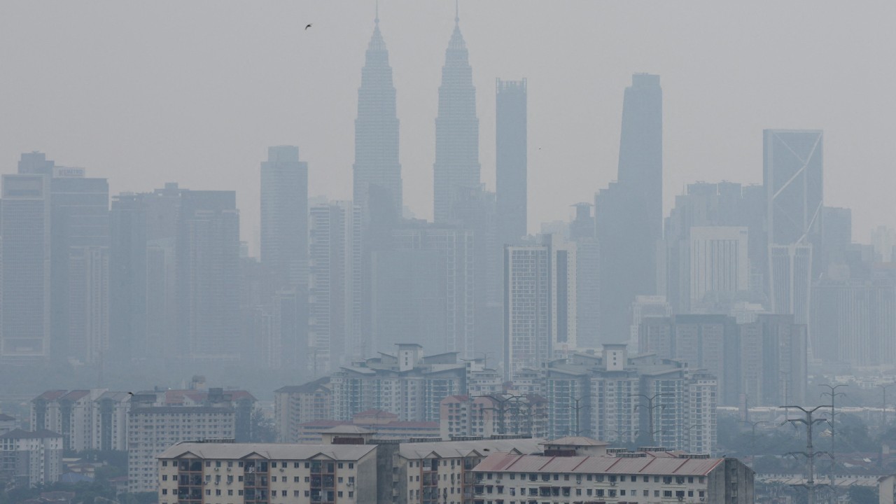Malaysia’s air quality turns hazardous as Indonesian wildfires burn