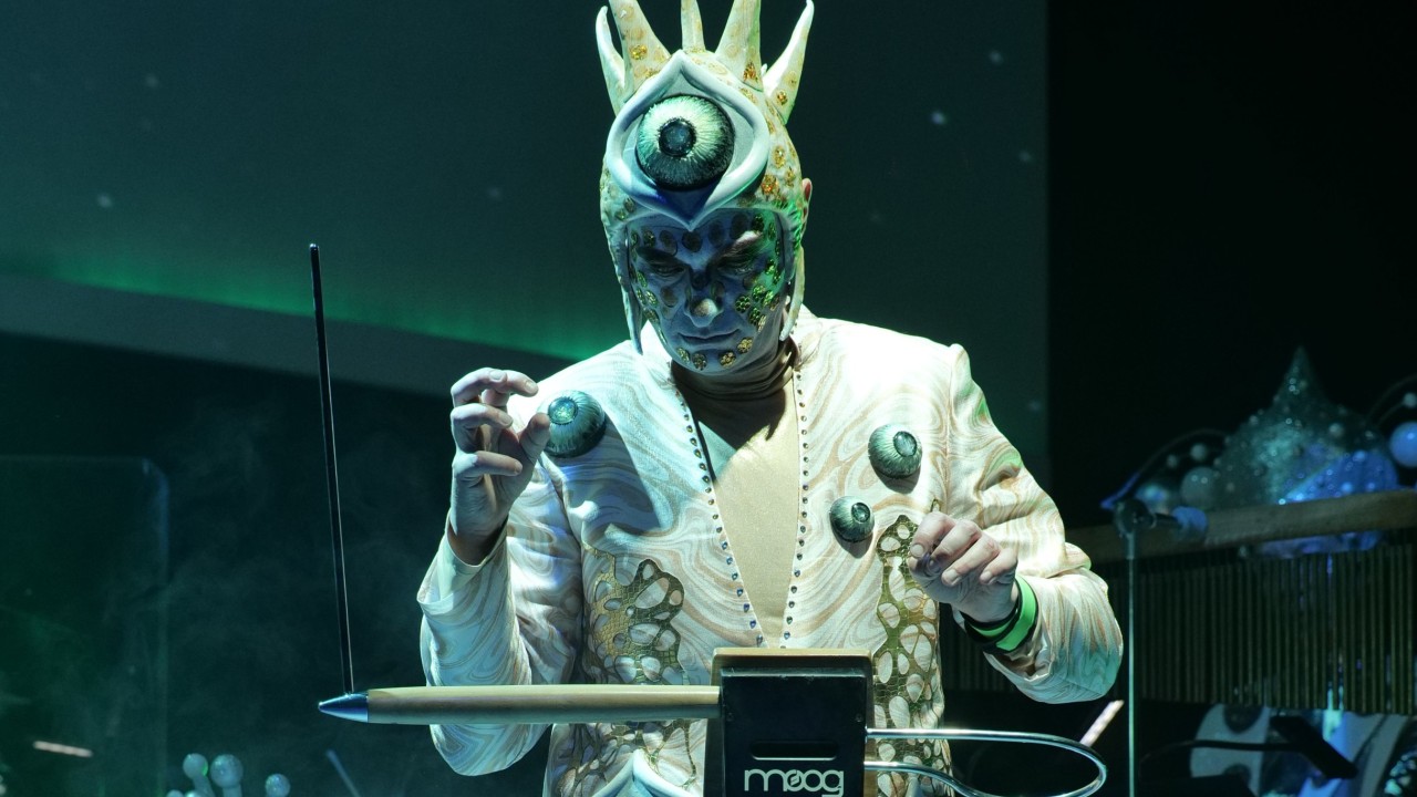 CCOHK’s Space Fantasy is a visual spectacle great for the whole family