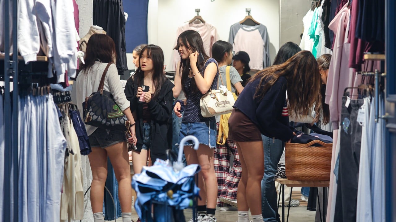 Hong Kong retail sales rise 4.5% in July, marking 15th straight month of growth