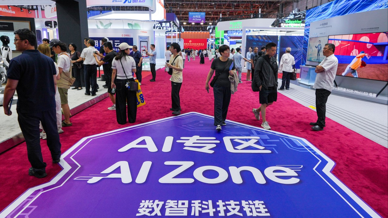 UBS Sees AI Profits Arriving for China’s Tech Giants