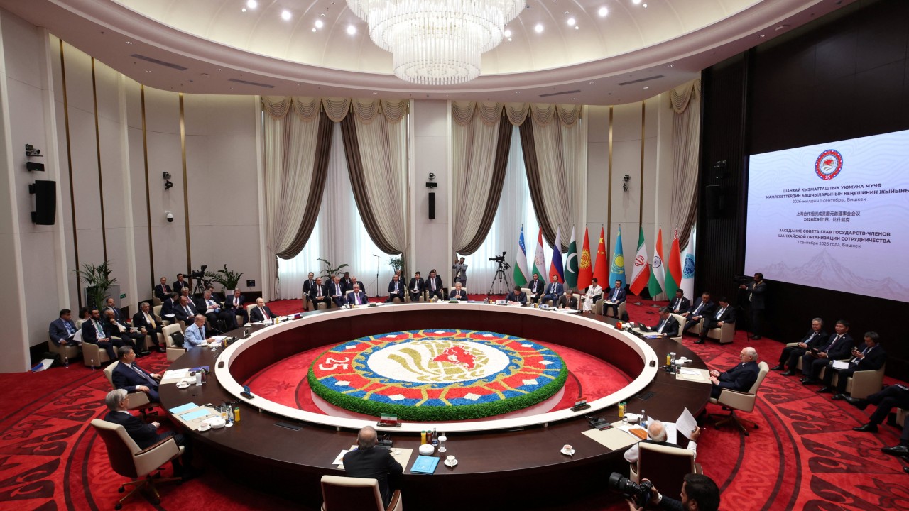 Xi makes world tour ahead of White House summit
