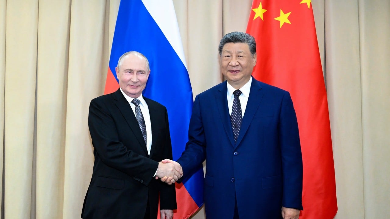 Kremlin Aide Suggests Potential Trilateral Meeting Between Xi, Trump, and Putin