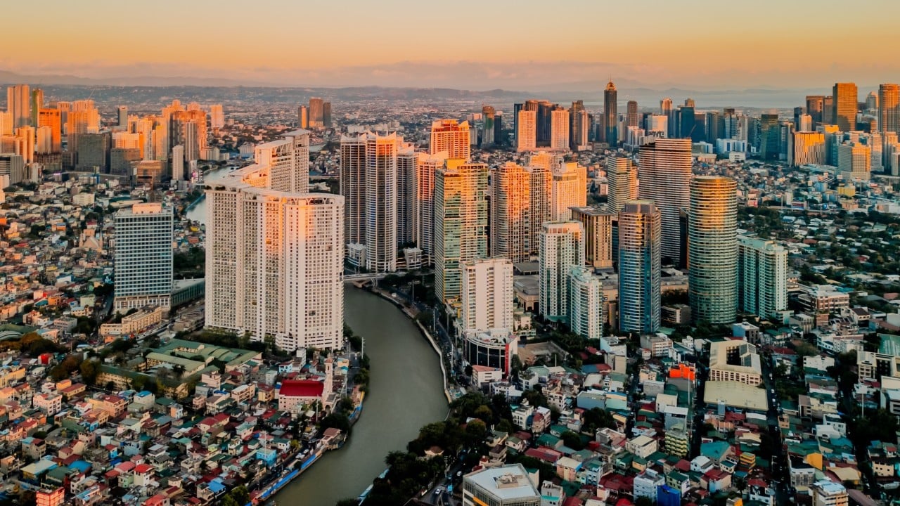 Meet the other OFWs offering humorous takes on ‘crazy’ life in Philippines’ Makati