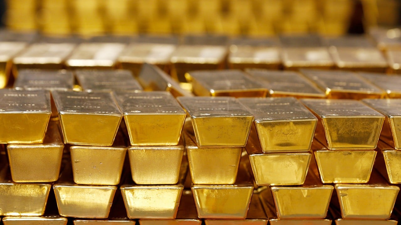 Dutch shift 86 tonnes of gold from US and Canada to UK over ‘geopolitical unrest’