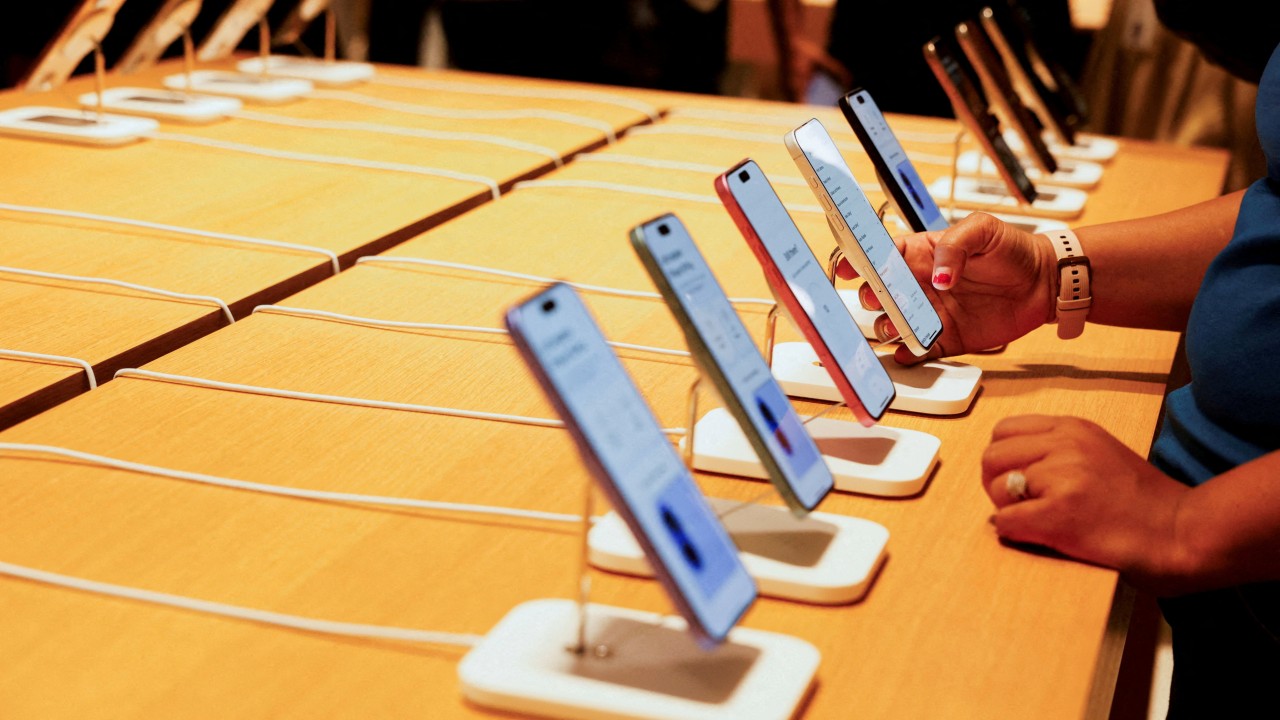 Apple poised to unveil most expensive iPhone yet, fuelled by memory price surge