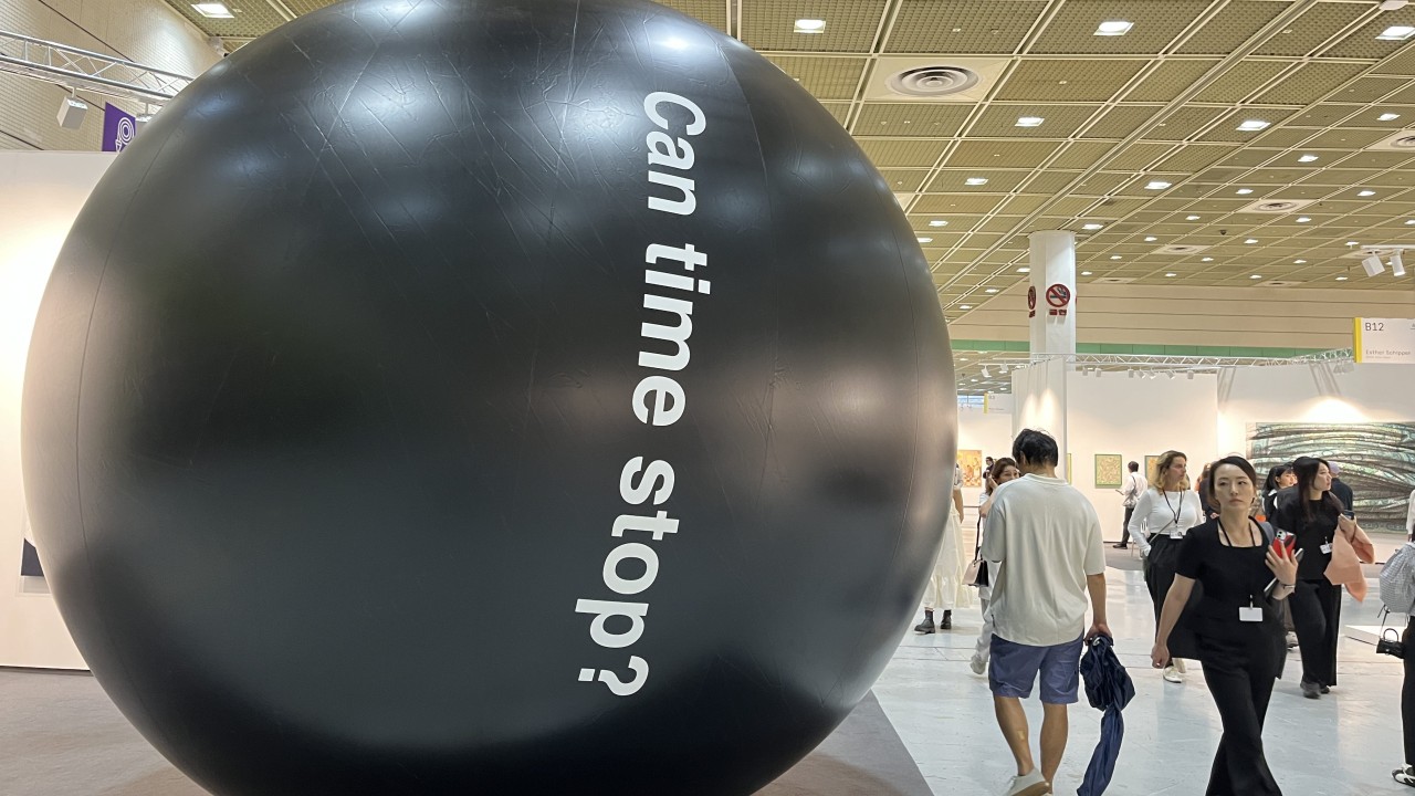 Seoul Art Week 2026 sees galleries change tactics to woo buyers in a cooler market