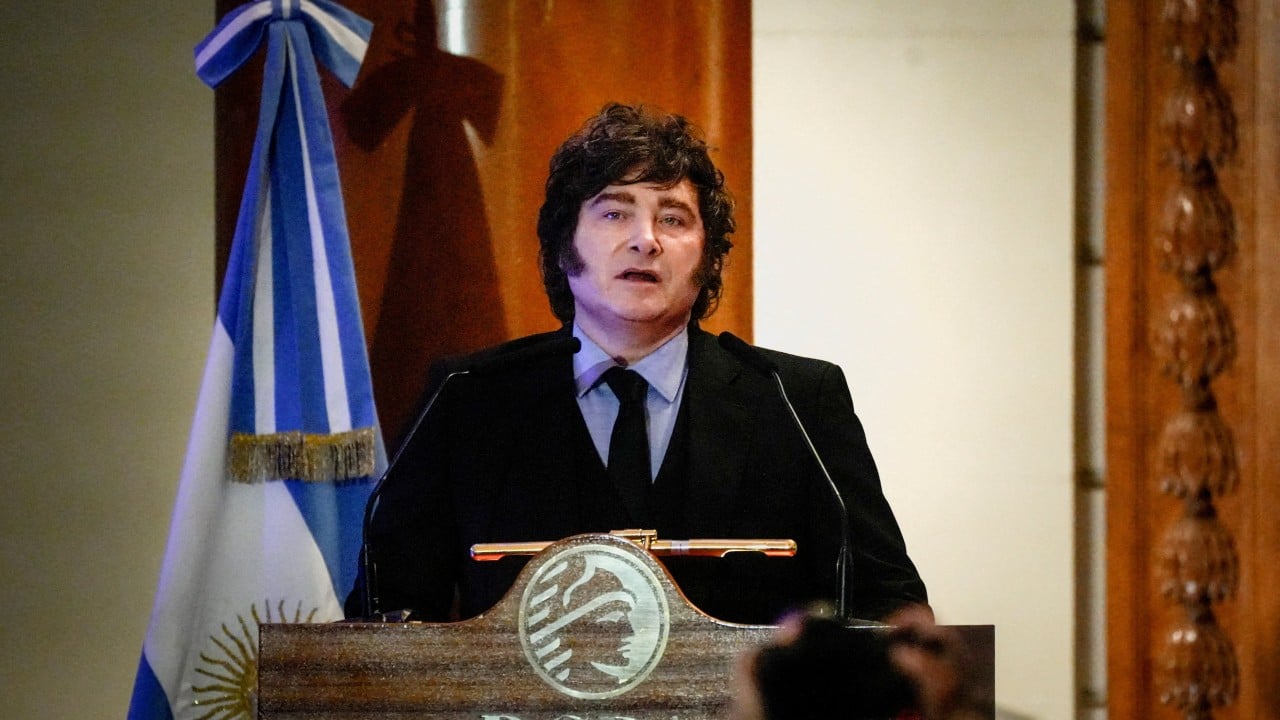 Argentina threatens to sanction oil projects around Falkland Islands