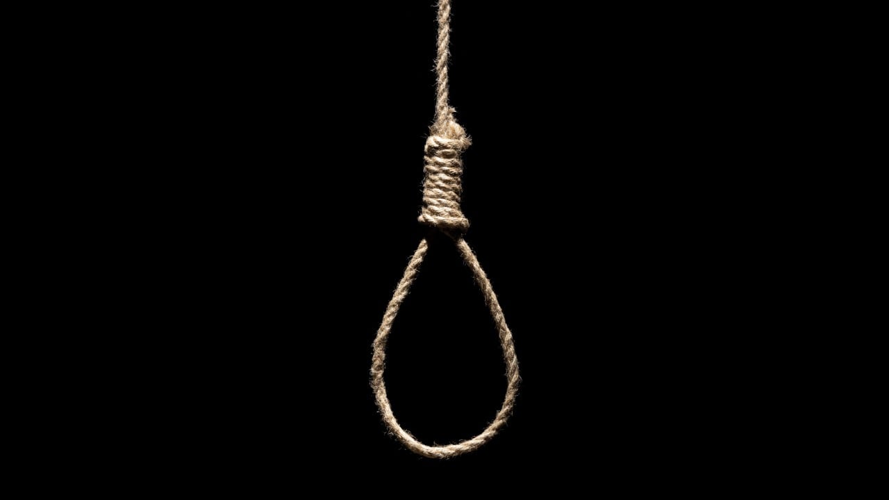 Egypt sentences TV presenter, 11 others to death in drugs case