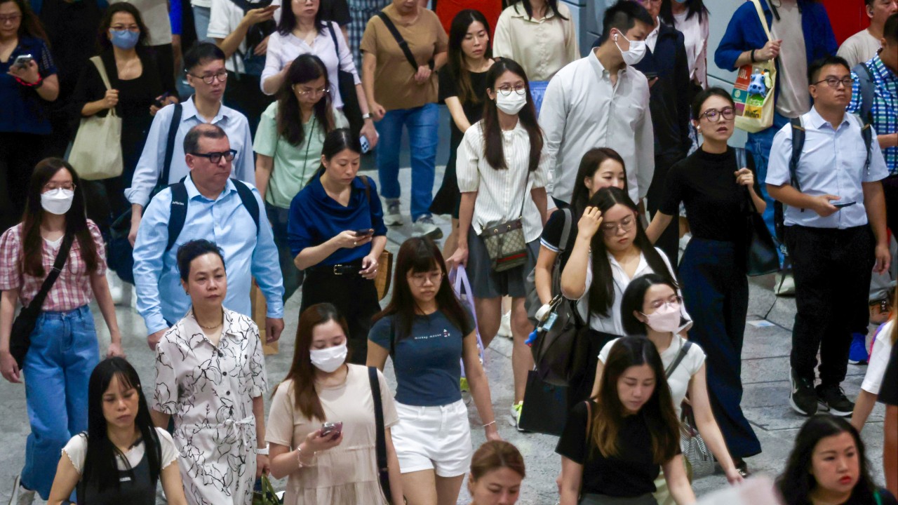 Investors pour record US$1.3 trillion into Hong Kong investment products