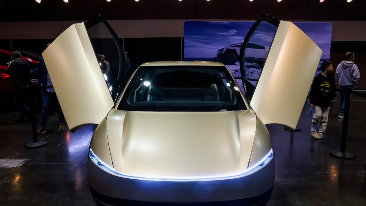 Elon Musk says Tesla has a rare-earth-free motor. Should China be worried?