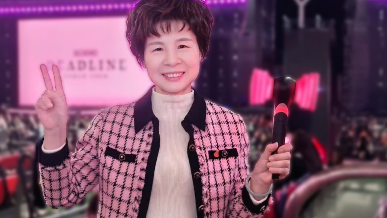 Chinese grandma who struggles with Mandarin sings in 6 foreign languages