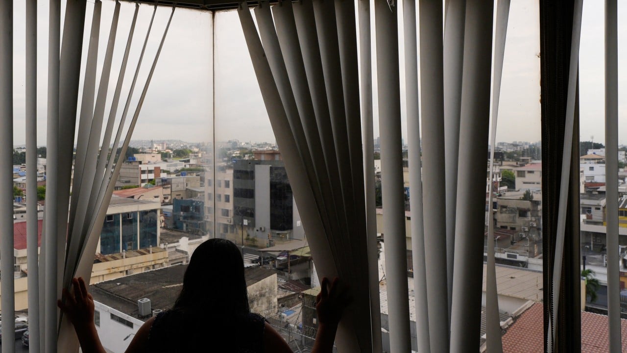 Thousands of Ecuadorians flee their homes as gang violence worsens