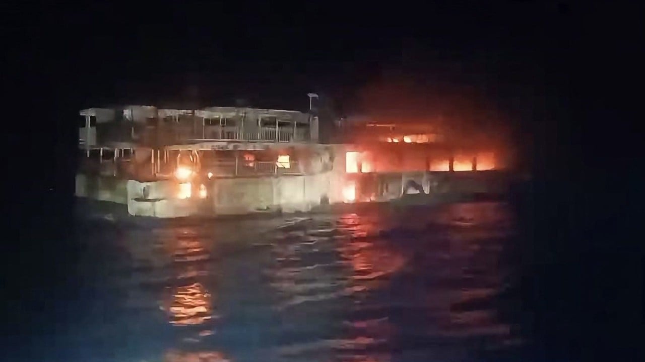 Fire engulfs Philippine ferry, killing 5 and leaving 86 missing