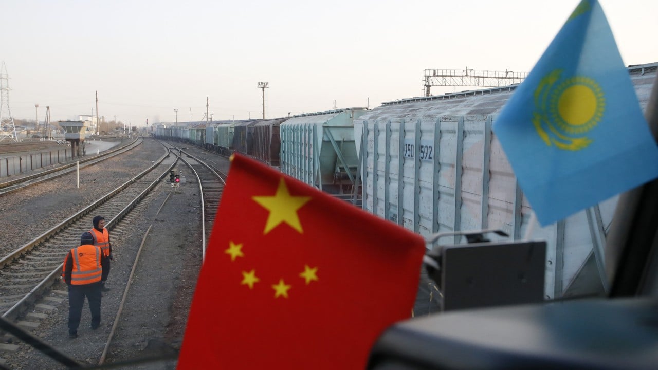 Kazakh firms eyeing Hong Kong, mainland China markets urged to take long-term view