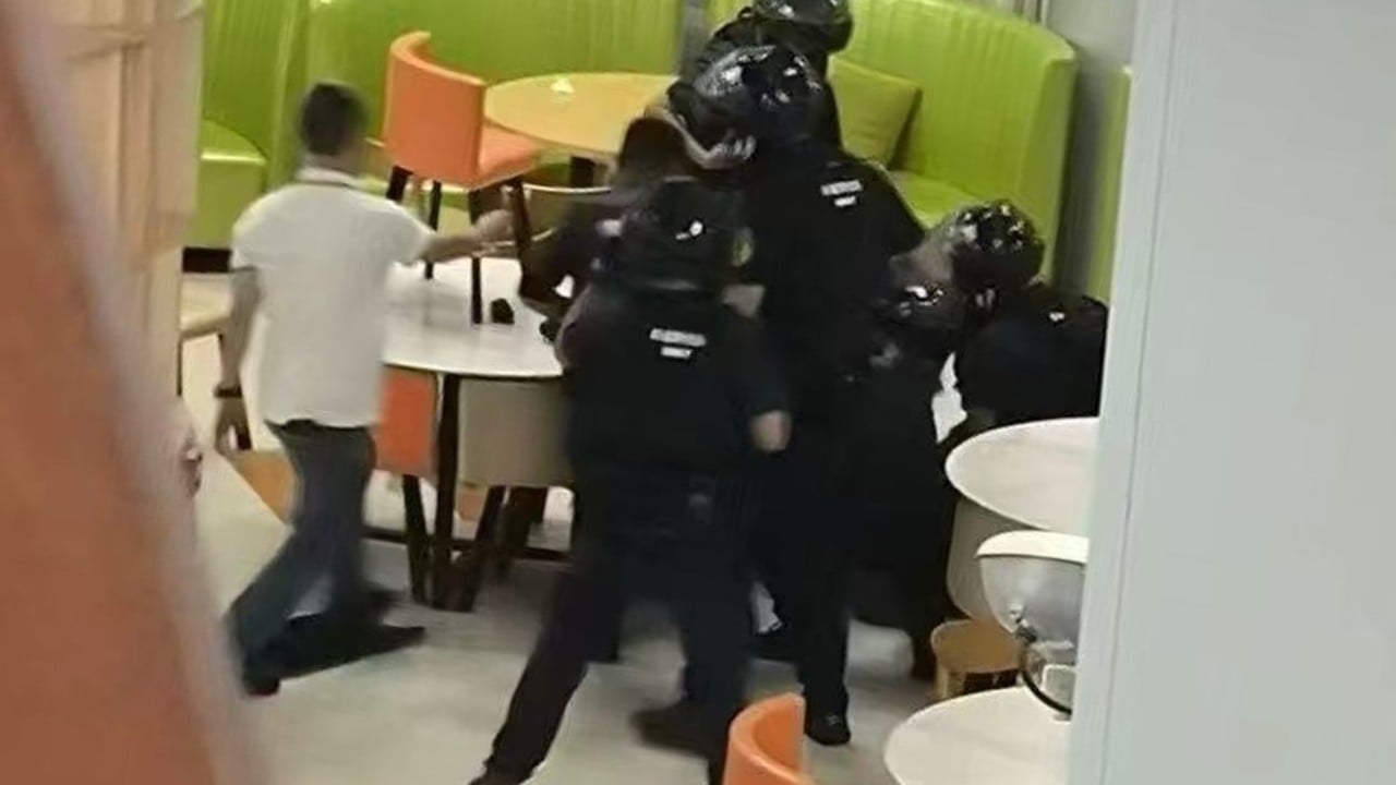 Knife attack in China leaves multiple people injured