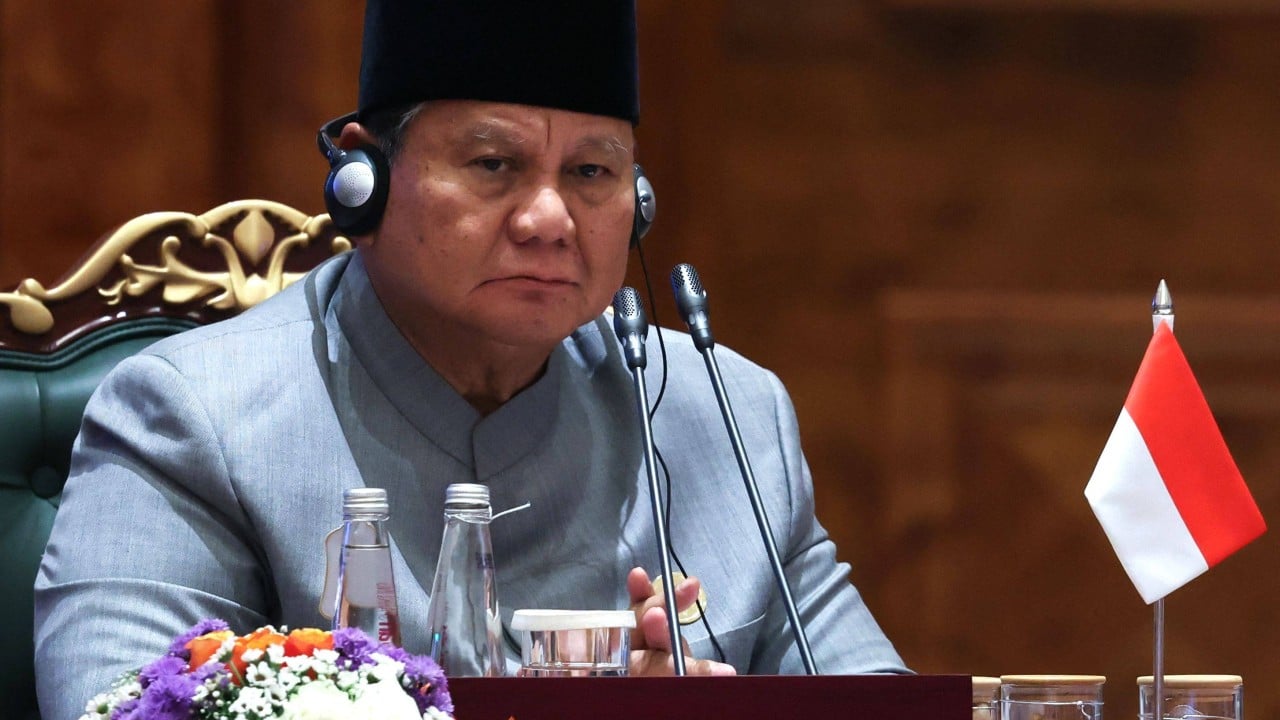Indonesia’s Prabowo replaces finance minister with deputy