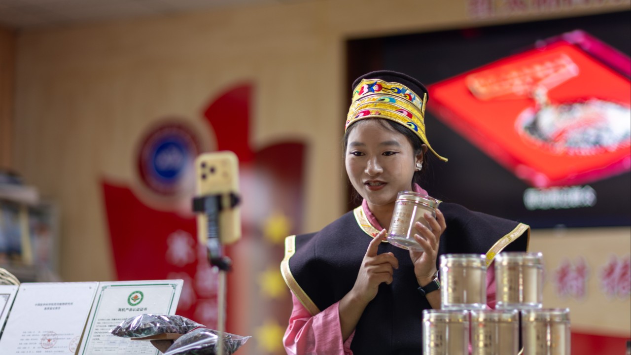 Record influx of university graduates pushes China’s youth unemployment rate to 18.9%