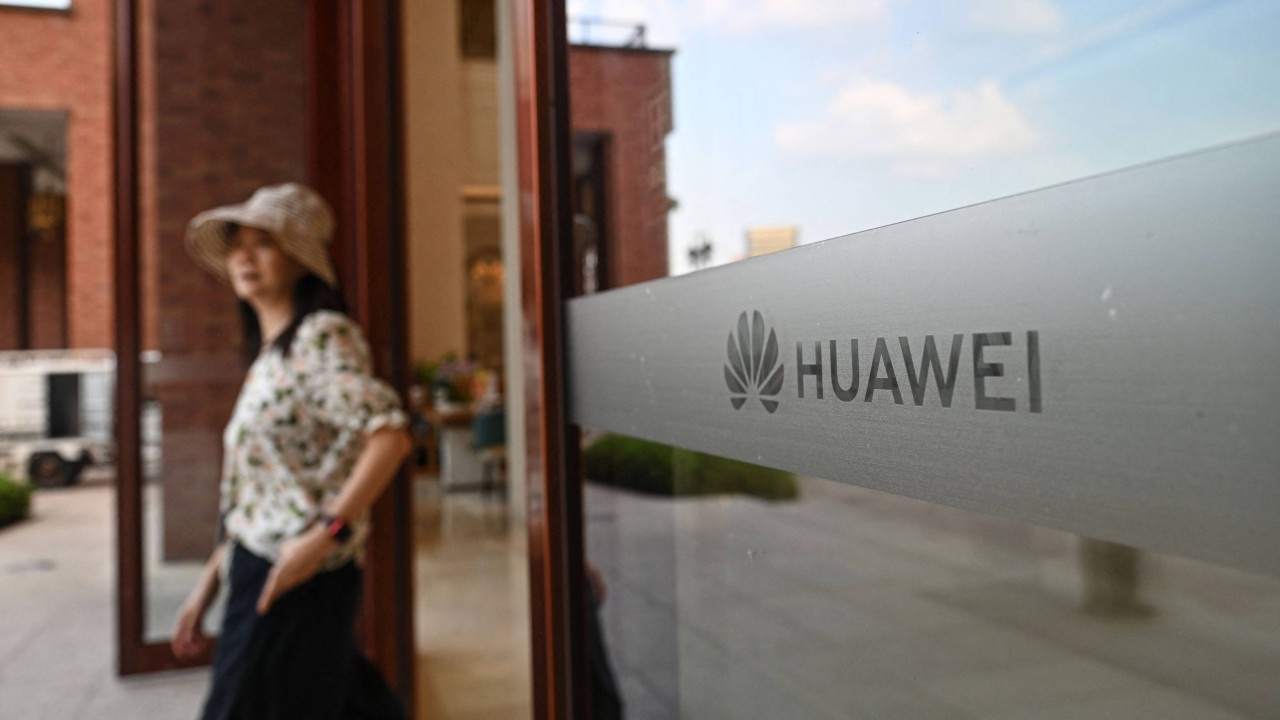 Huawei quickens AI chip pace, promises next entrant 3 quarters early
