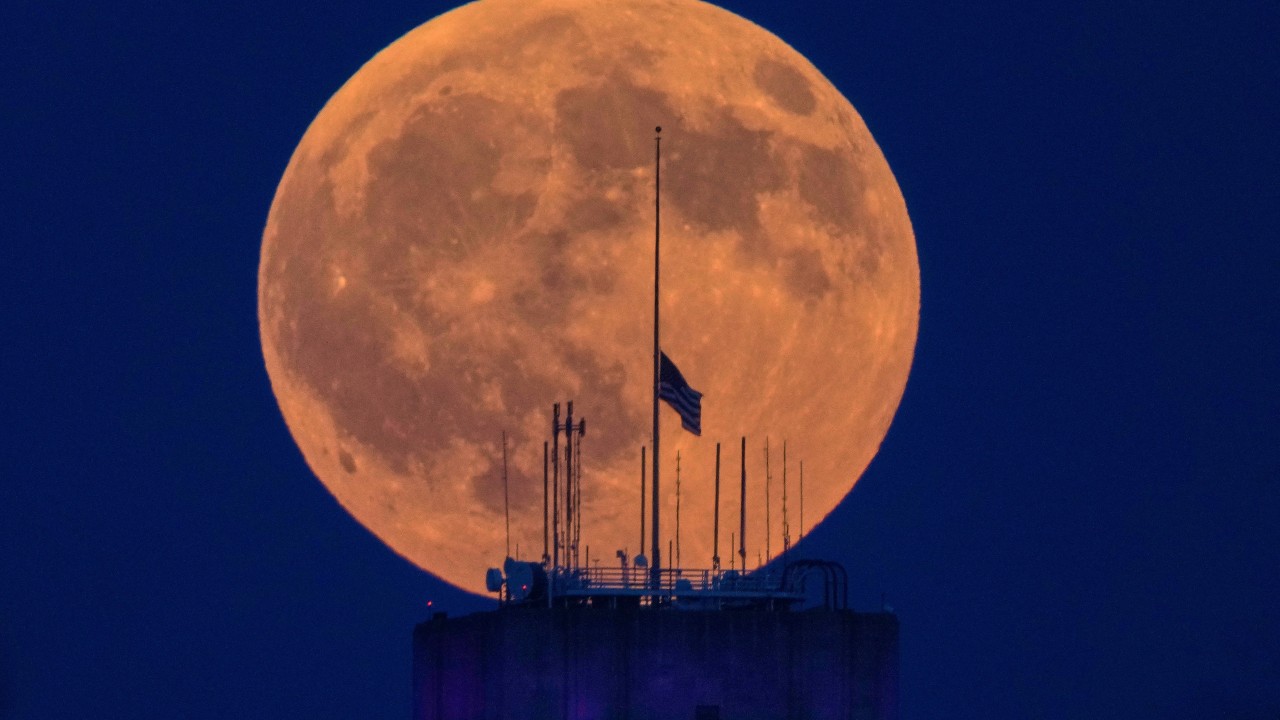 US must prepare to fight around moon, top Trump military adviser says